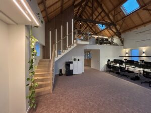 houten trappen op maat door DVC Schrijnwerkerij